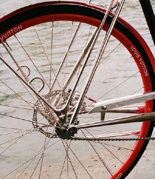 lv進(jìn)軍自行車(chē)領(lǐng)域,售價(jià)高達(dá)20萬(wàn) 這設(shè)計(jì)都不敢停路上了